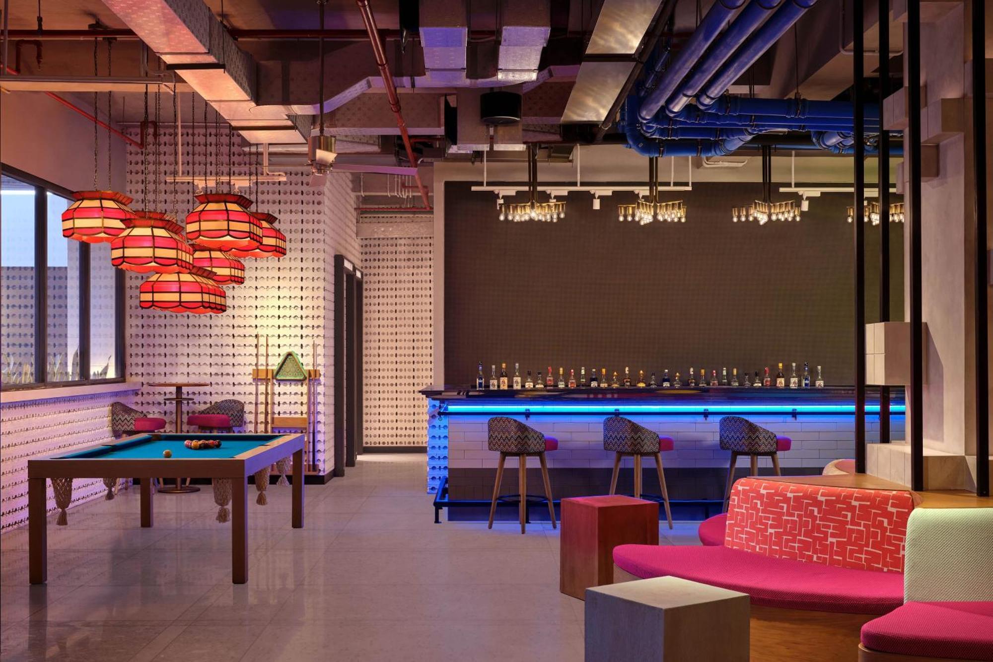 Hotel Aloft Bali Seminyak Extérieur photo