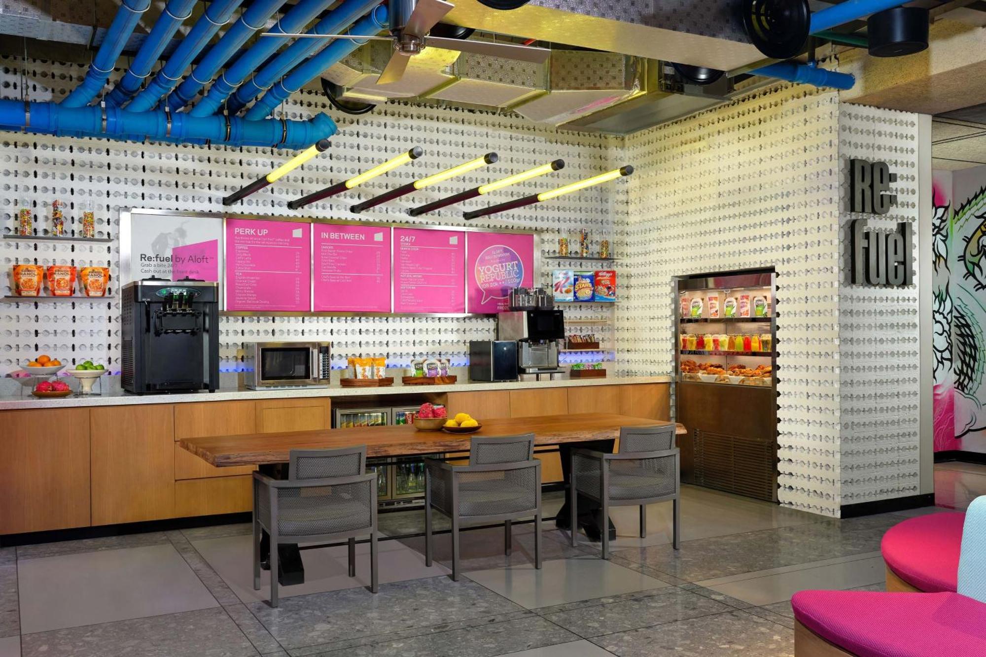 Hotel Aloft Bali Seminyak Extérieur photo