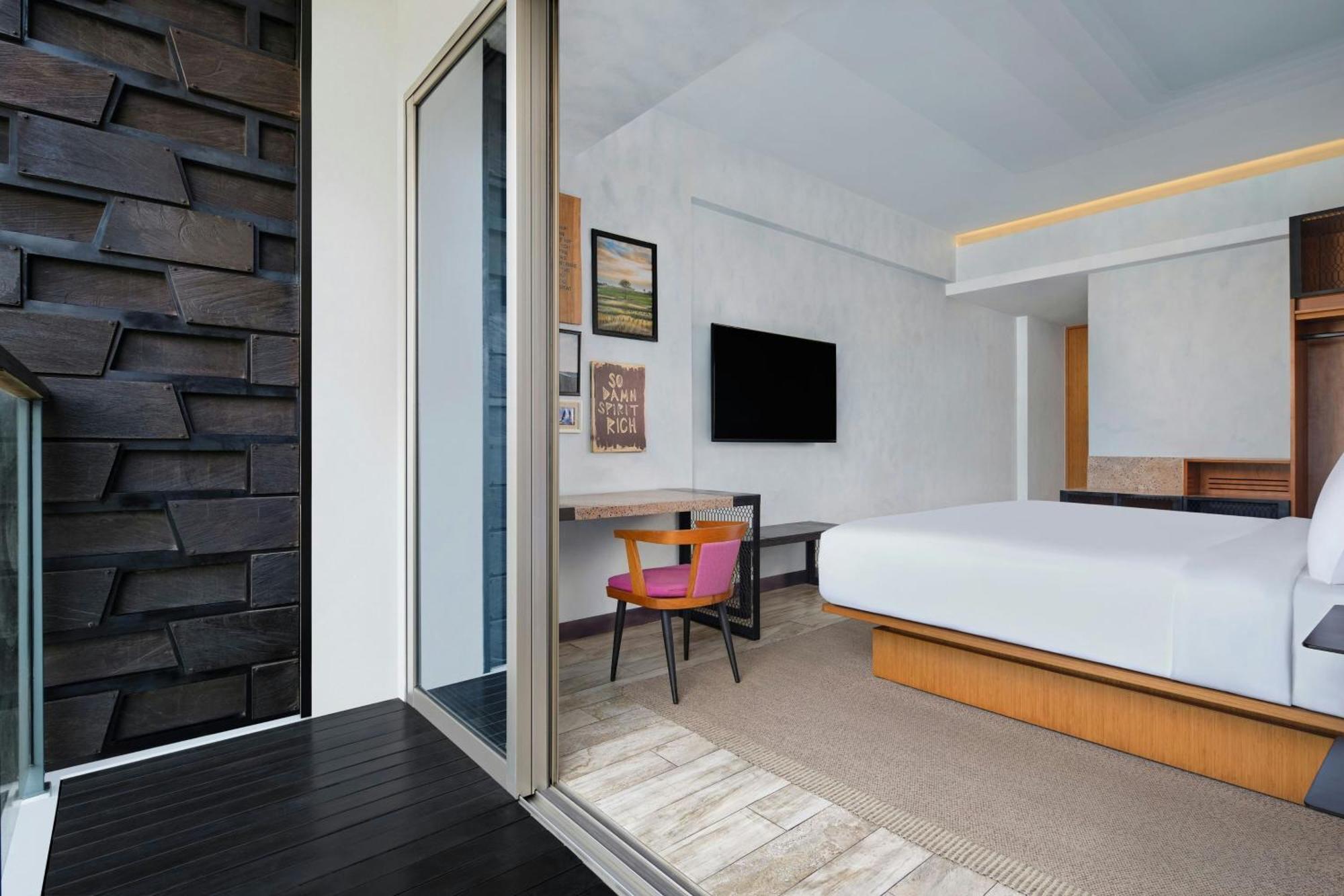 Hotel Aloft Bali Seminyak Extérieur photo