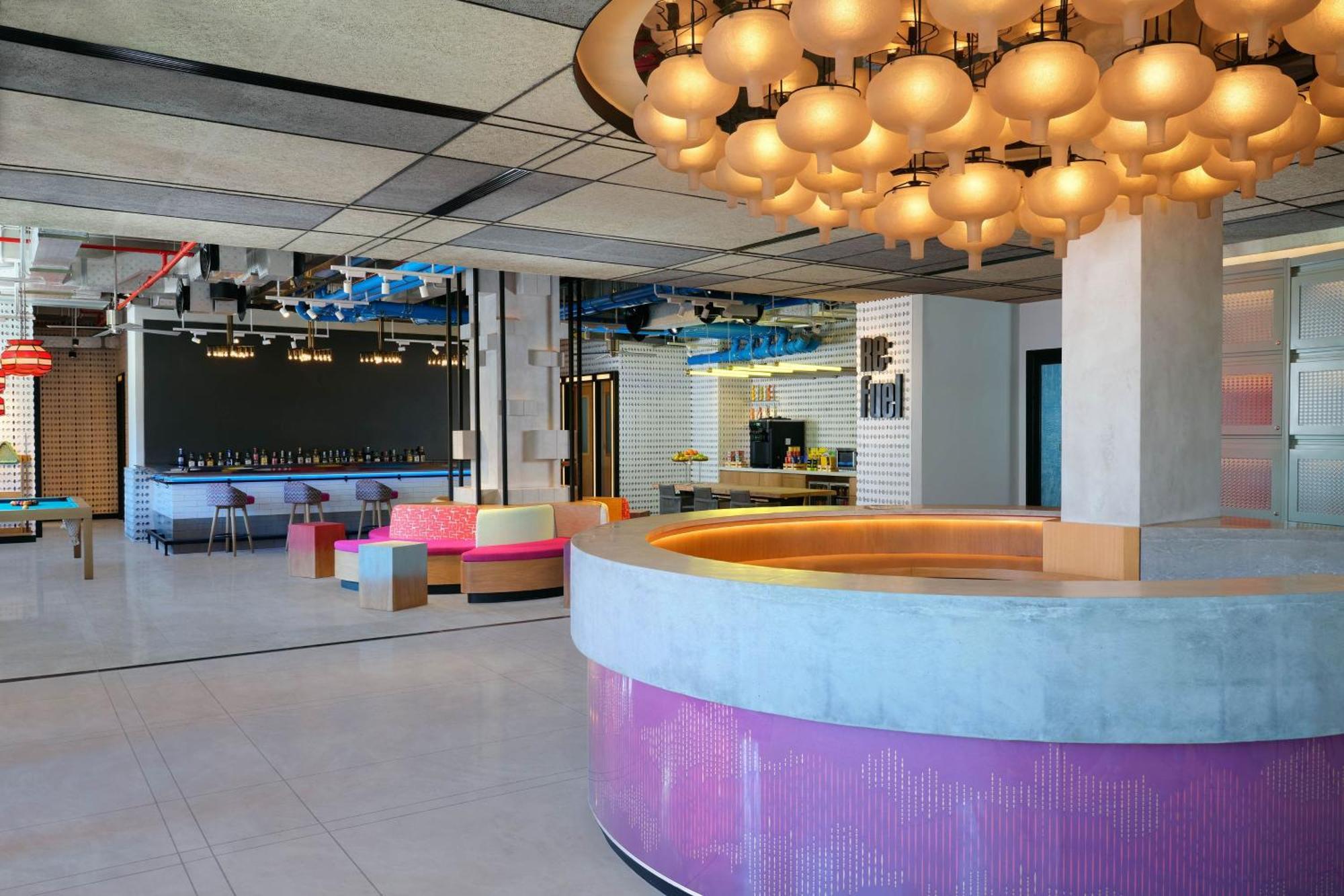 Hotel Aloft Bali Seminyak Extérieur photo