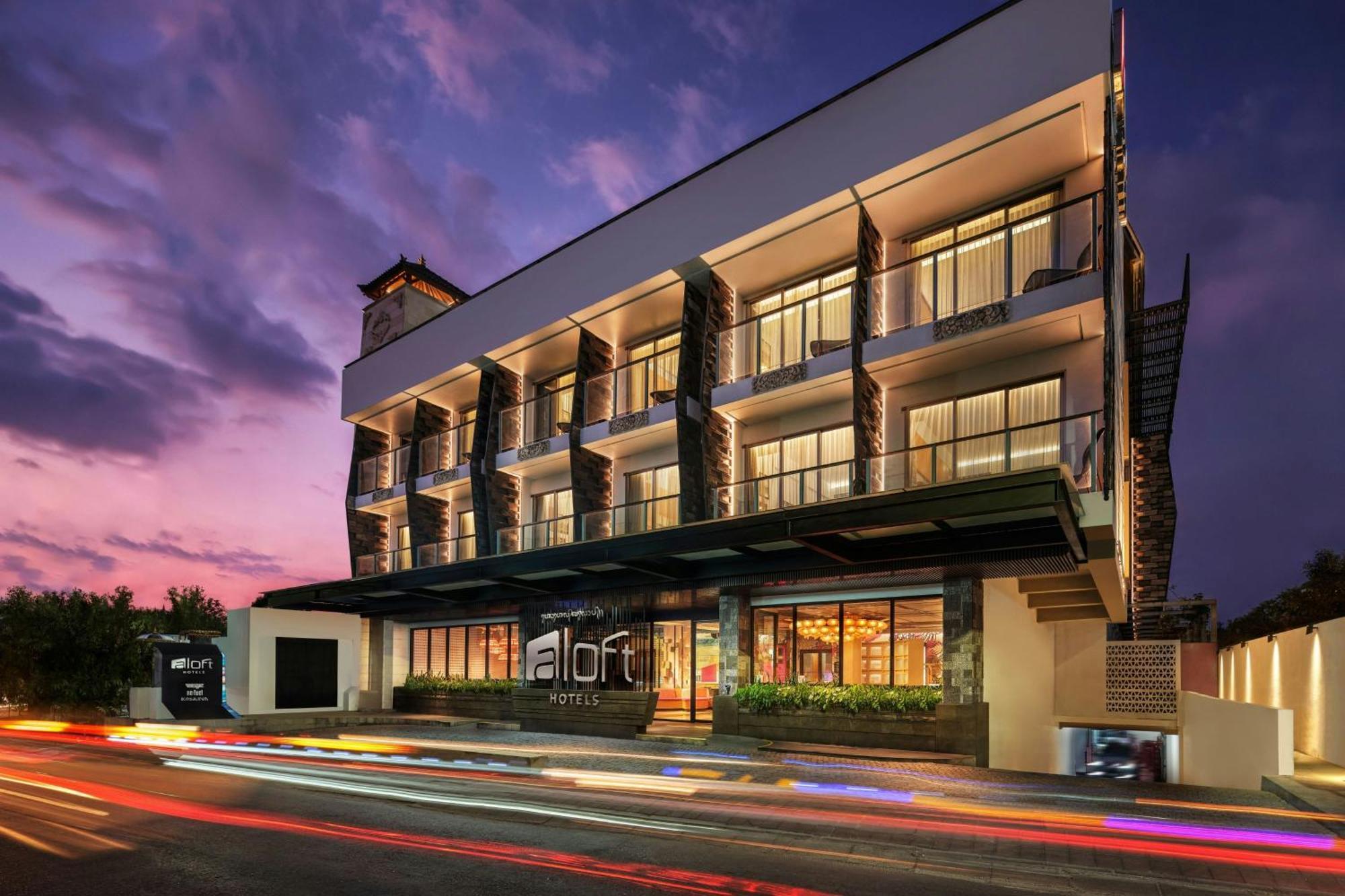 Hotel Aloft Bali Seminyak Extérieur photo